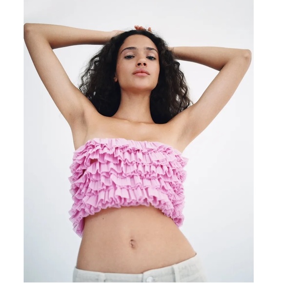 Zara Ruffle Top - Picture 1 of 3